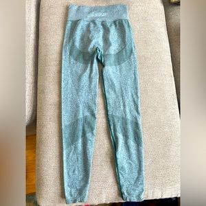 Victoria’s Secret PINK workout leggings 💗